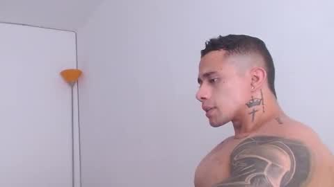 Snapshot of zac_colleng07 chatting on 02/15/25, 10:10 Zac Colleng online show from 02/15/25, 10:10