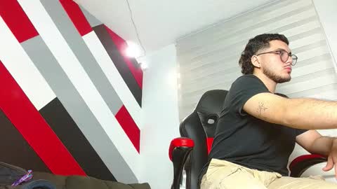 Snapshot of zac_golden chatting on 02/06/26, 11:57 Zack online show from 02/06/26, 11:57