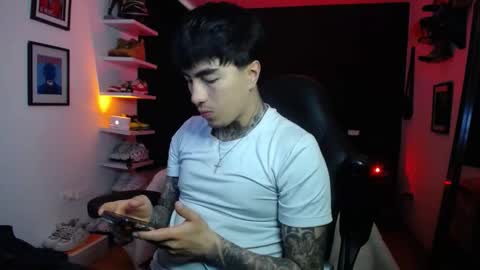 zac_muller1 online show from 10/08/25, 01:53