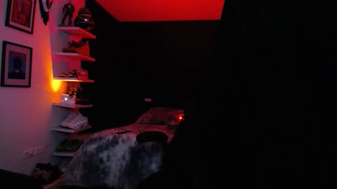 zac_muller1 online show from 11/25/25, 07:08