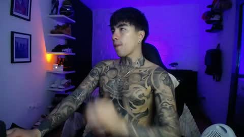 zac_muller1 online show from 04/28/26, 04:06