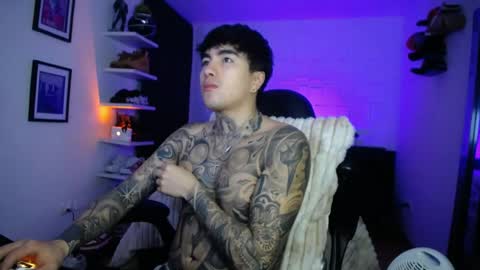 zac_muller1 online show from 05/19/26, 04:19