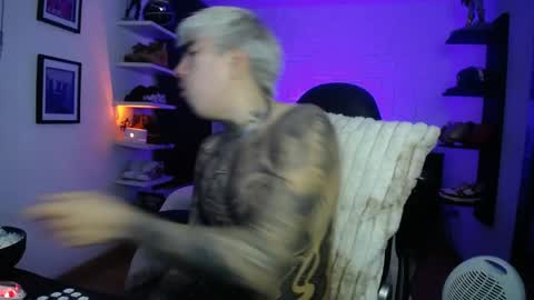 zac_muller1 online show from 06/08/26, 12:36