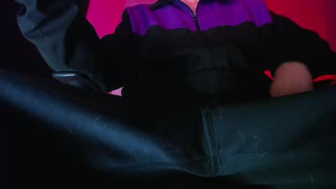 Snapshot of zac_watson chatting on 11/21/25, 03:05 Zac Freelance model online show from 11/21/25, 03:05