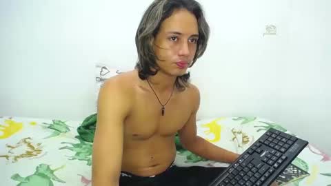Snapshot of zach__gillmour chatting on 04/04/26, 02:14 jesus online show from 04/04/26, 02:14