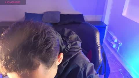 Snapshot of zack_isback chatting on 04/17/26, 08:23 zack_isback online show from 04/17/26, 08:23