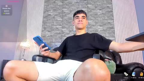 zack_joness10 online show from 12/14/25, 03:12