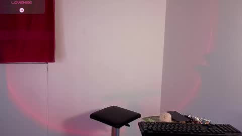 Snapshot of zackary_025 chatting on 02/27/26, 10:04 Zack online show from 02/27/26, 10:04