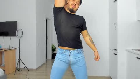 Zack online show from 03/03/25, 01:21