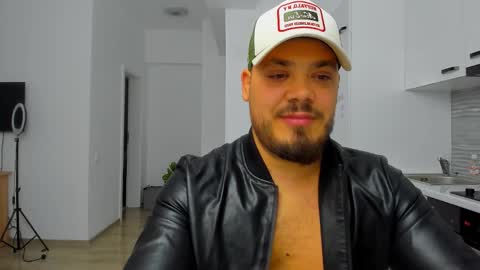 Snapshot of zackconnorsx chatting on 11/06/25, 12:22 Zack online show from 11/06/25, 12:22