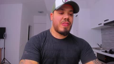 Snapshot of zackconnorsx chatting on 01/17/26, 10:35 Zack online show from 01/17/26, 10:35