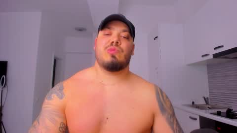 Snapshot of zackconnorsx chatting on 04/05/26, 07:11 Zack online show from 04/05/26, 07:11