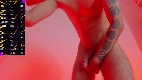 Snapshot of zackcum_ chatting on 01/06/25, 06:03 for you Zack online show from 01/06/25, 06:03