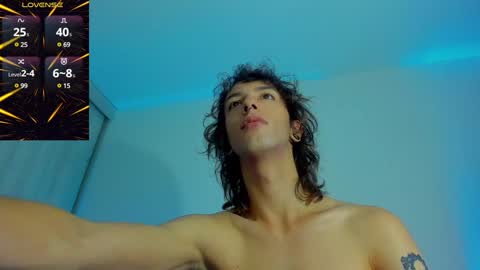 Snapshot of zackcum_ chatting on 02/06/25, 05:25 for you Zack online show from 02/06/25, 05:25