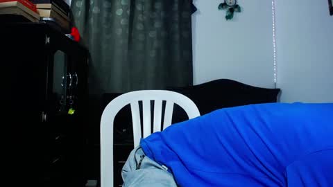 Snapshot of zackdriussyx chatting on 02/11/25, 02:35 zackdriussyx online show from 02/11/25, 02:35