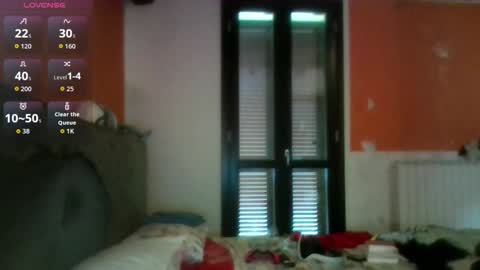 Ivan online show from 10/21/25, 09:43