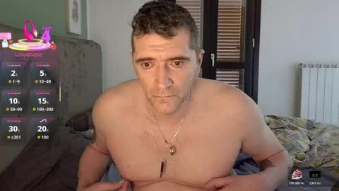 Snapshot of zackhot31 chatting on 05/02/26, 02:55 Ivan online show from 05/02/26, 02:55