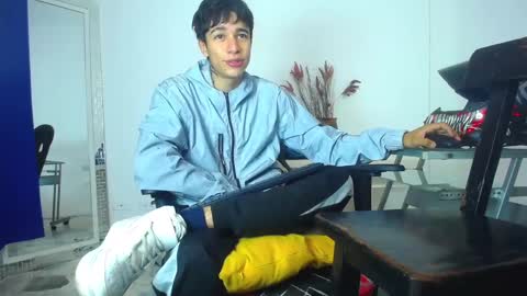 zack online show from 01/25/25, 01:52