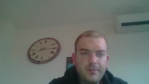 Snapshot of zadar1989 chatting on 12/25/24, 07:14 zadar1989 online show from 12/25/24, 07:14