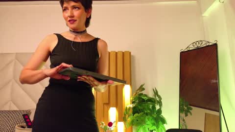 Karina  online show from 09/15/25, 08:42