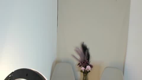 Snapshot of zafiro_lee chatting on 07/10/26, 04:06 zafiro_lee online show from 07/10/26, 04:06