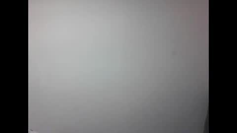 Zafiro online show from 12/14/25, 01:00