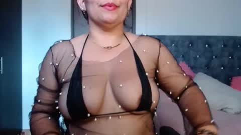 Zahi ... wants to play with everyone...yessss online show from 11/12/25, 03:56