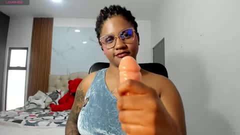 zahra_rose online show from 03/20/26, 09:19