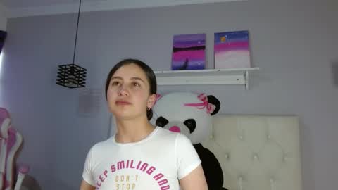 Snapshot of zaida_1 chatting on 11/05/25, 02:17 Zaida online show from 11/05/25, 02:17