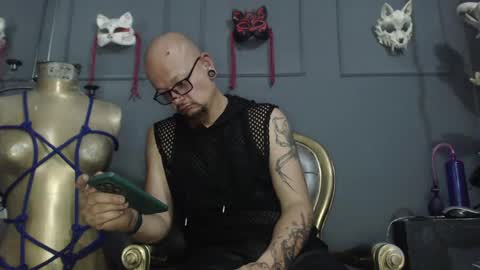 Dom Zain online show from 04/17/26, 04:37