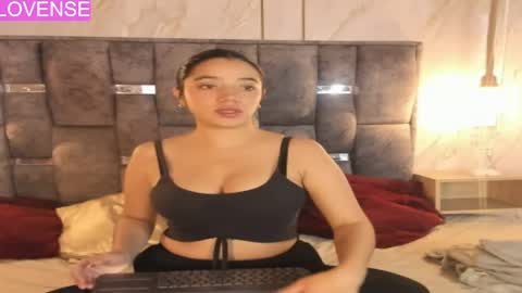 Snapshot of zaira_bonny chatting on 05/07/26, 11:37 Zaira Bonny online show from 05/07/26, 11:37
