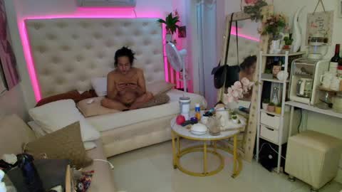 Snapshot of zaira_hot chatting on 01/17/25, 03:45 tanini mani online show from 01/17/25, 03:45