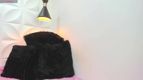 Snapshot of zaira_sweet4 chatting on 03/02/26, 03:30 zaira_sweet4 online show from 03/02/26, 03:30