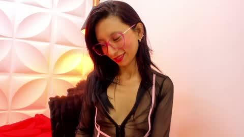 Snapshot of zaira_sweet4 chatting on 05/09/26, 04:17 zaira_sweet4 online show from 05/09/26, 04:17