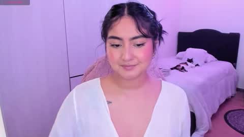 zakura_ania online show from 05/05/26, 06:05