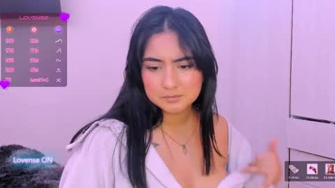 zakura_ania online show from 05/15/26, 09:33