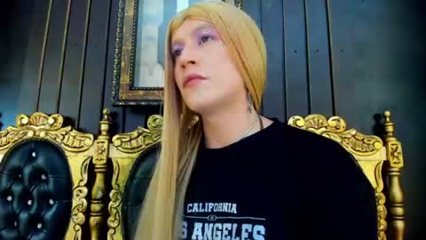 Snapshot of zalir_666 chatting on 06/18/26, 02:34 Megan online show from 06/18/26, 02:34