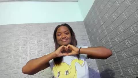 Snapshot of zamara__ chatting on 05/12/26, 11:07 Zamara online show from 05/12/26, 11:07