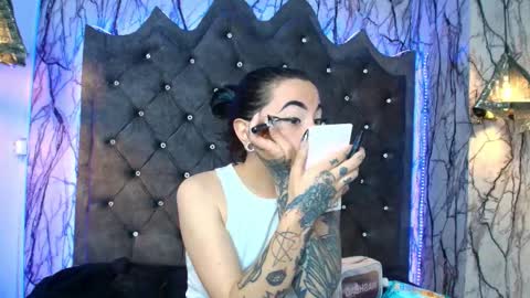 Snapshot of zami_escobar_of chatting on 09/15/25, 07:14 online show from 09/15/25, 07:14