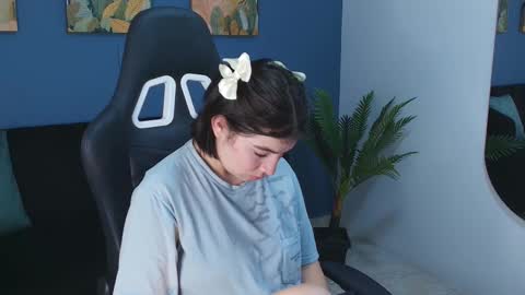 zamira_taylor online show from 09/26/25, 01:09