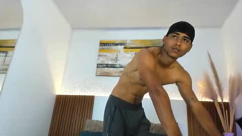 Zander online show from 11/10/25, 01:54