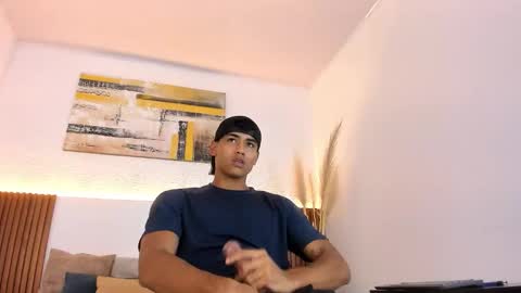 Zander online show from 12/02/25, 12:38