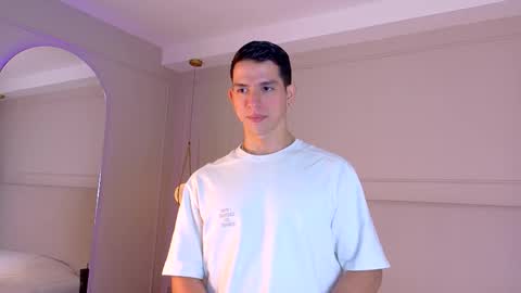 Zane Dawson online show from 10/24/25, 04:31