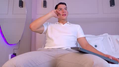 Snapshot of zanedawson chatting on 01/11/26, 12:48 Zane Dawson online show from 01/11/26, 12:48