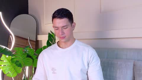 Snapshot of zanedawson chatting on 02/19/26, 07:10 Zane Dawson online show from 02/19/26, 07:10