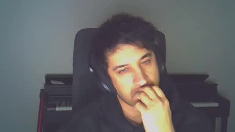 zaneygee1995 online show from 09/30/25, 01:38