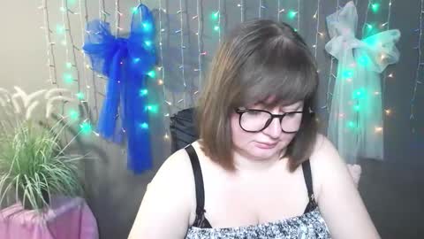 zannadreil online show from 12/03/25, 08:07