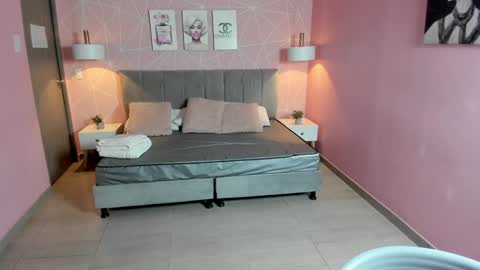 Zara Sweet  online show from 01/29/25, 12:56