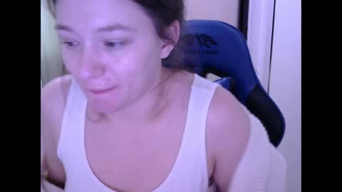 Snapshot of zara_golden chatting on 12/17/24, 07:29 chaturcum online show from 12/17/24, 07:29