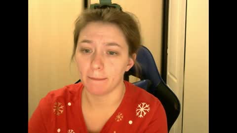 Snapshot of zara_golden chatting on 01/10/25, 12:15 chaturcum online show from 01/10/25, 12:15